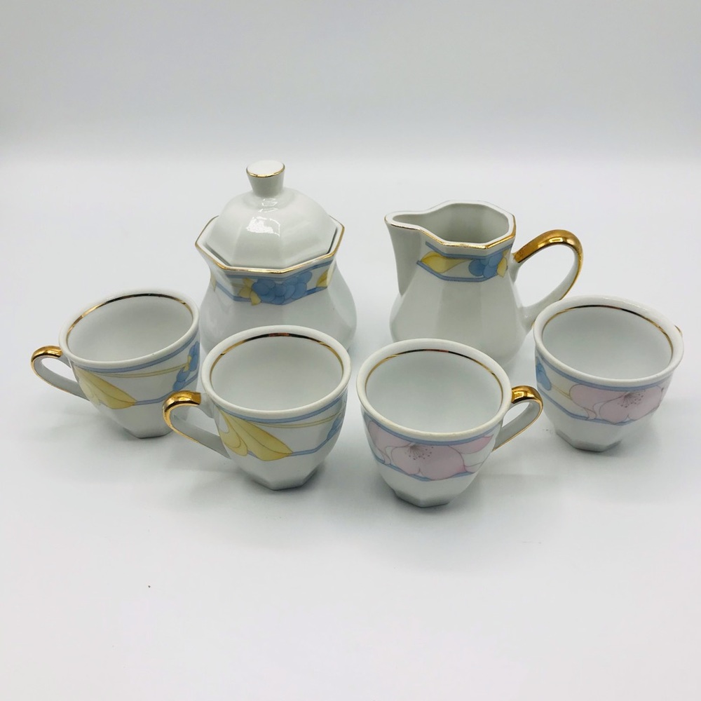 Vintage Fena Porzellan 325 6 pc. Demitasse. Creamer, sugar, and 4 cups.